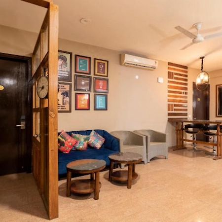 Hotel Imperial Park Sector 45 Гургаон Екстериор снимка