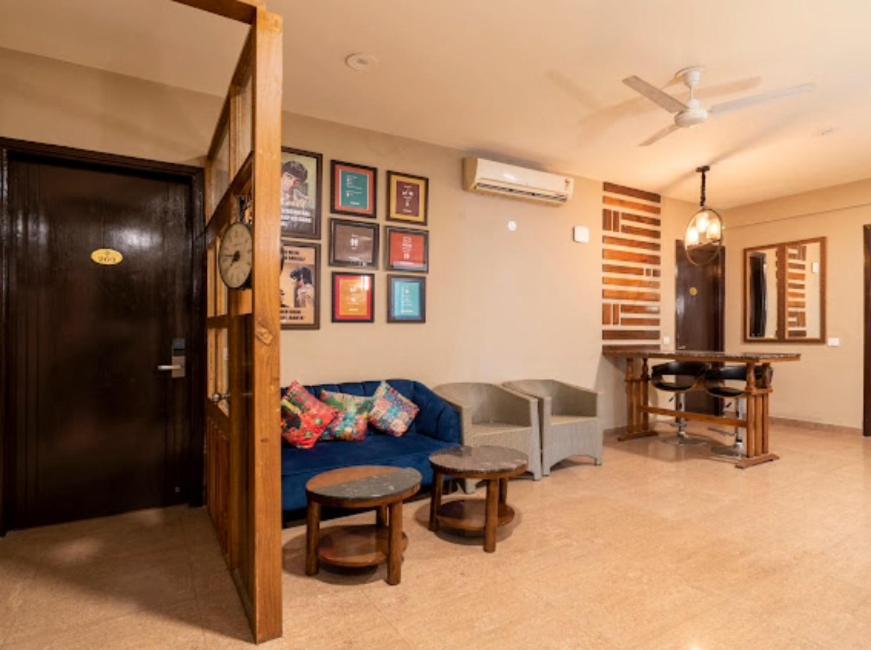 Hotel Imperial Park Sector 45 Гургаон Екстериор снимка